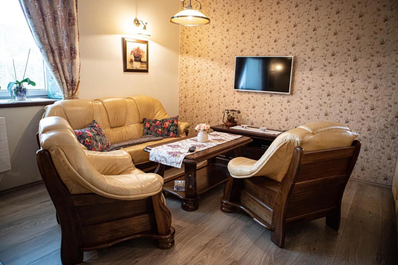 Kalvin Restaurant & Pension Rastislavice Ngoại thất bức ảnh